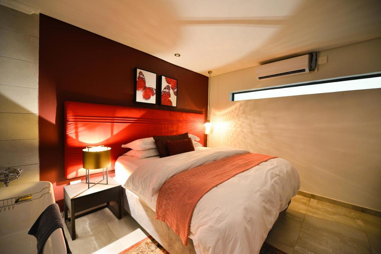 Serurubele Boutique Hotel Bosbokrand Bagian luar foto