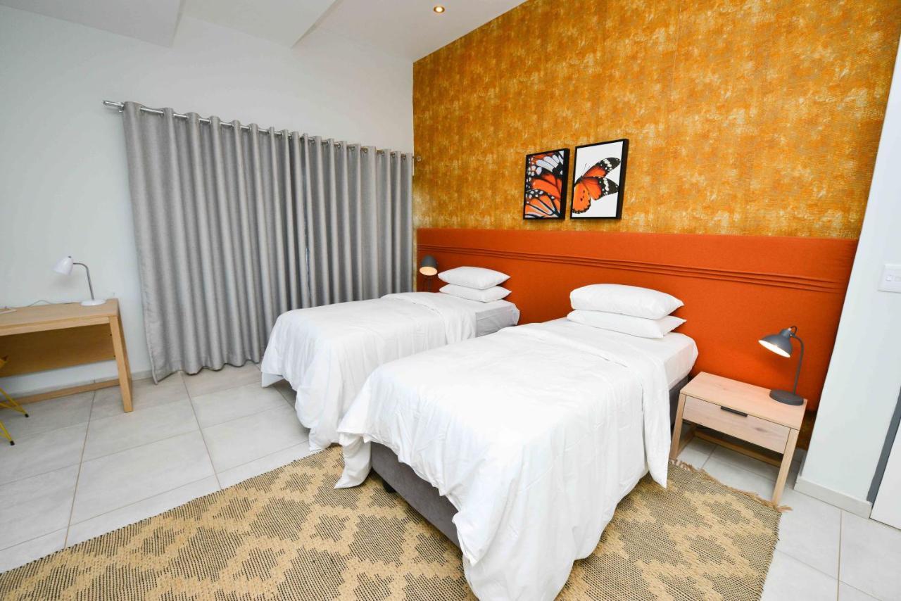 Serurubele Boutique Hotel Bosbokrand Bagian luar foto