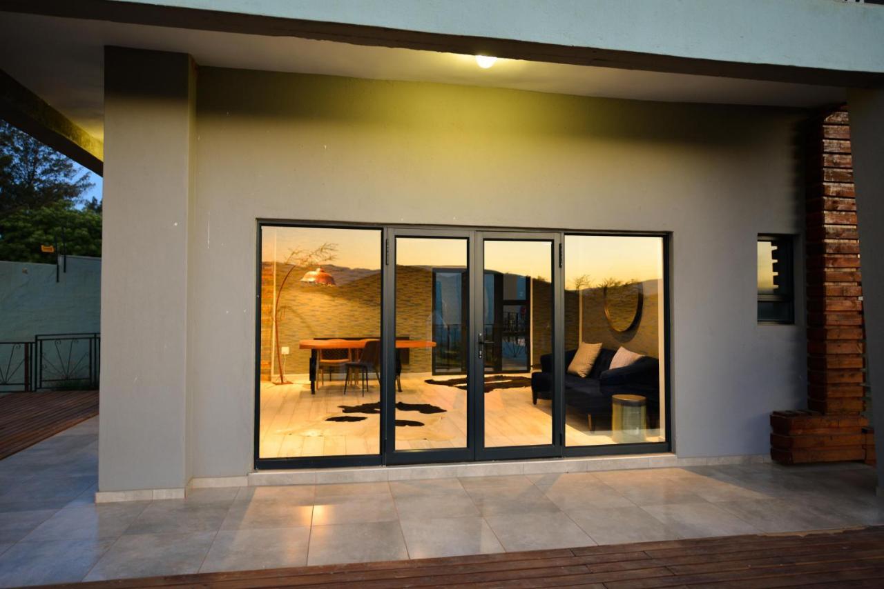 Serurubele Boutique Hotel Bosbokrand Bagian luar foto