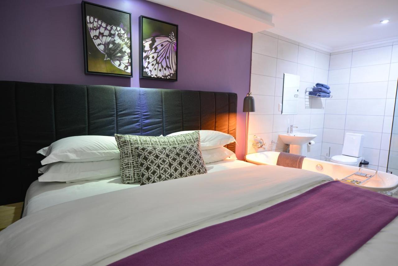 Serurubele Boutique Hotel Bosbokrand Bagian luar foto
